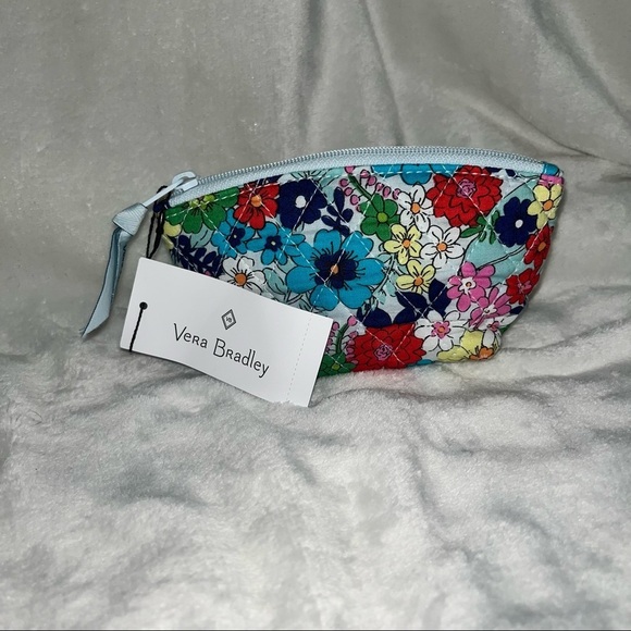 NWT Hair Accessories Kit- Far Out Floral​​ - Picture 2 of 5